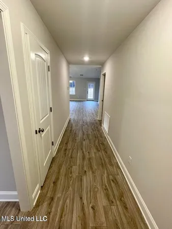 $300,000 | 102 Red Bird Cove, Senatobia, MS 38668