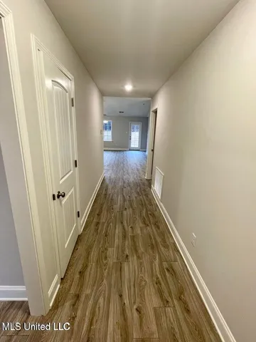 $300,000 | 102 Red Bird Cove, Senatobia, MS 38668