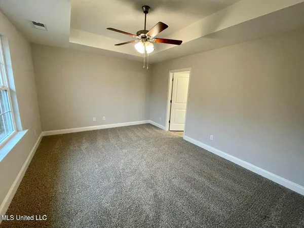 $300,000 | 102 Red Bird Cove, Senatobia, MS 38668