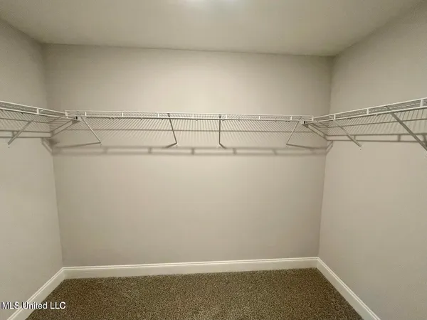 $300,000 | 102 Red Bird Cove, Senatobia, MS 38668