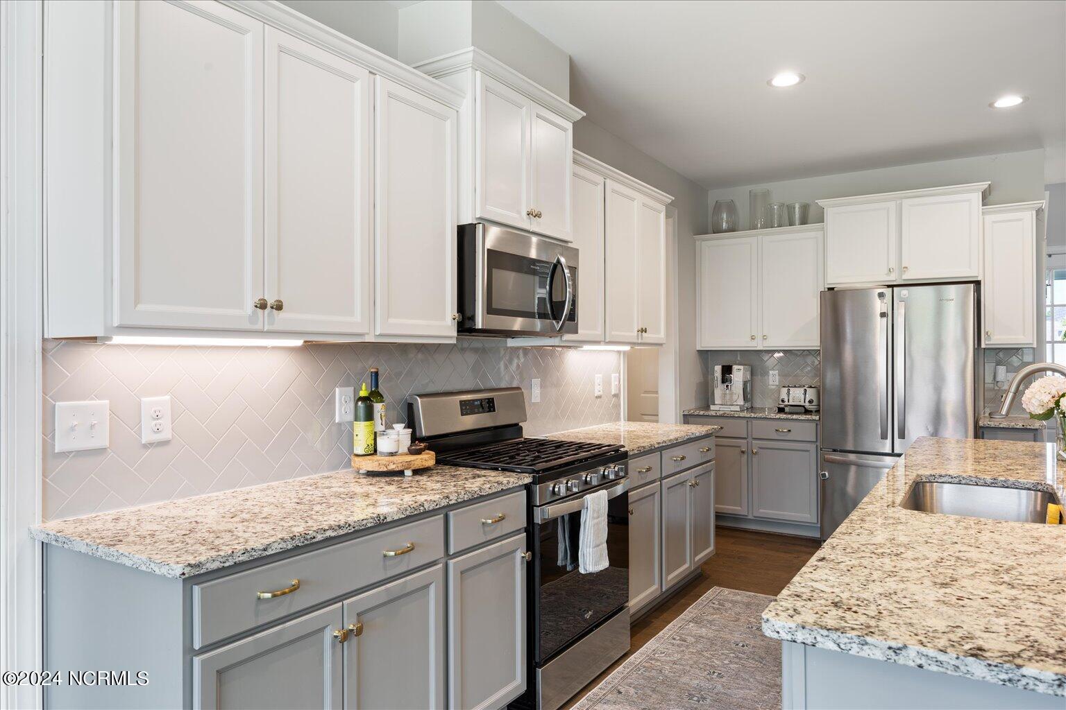 10 North Gusty Wind Drive Hampstead, NC 28443 - Photo 24 of 49 24-IMG_9110