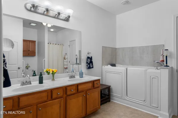 $349,900 | 1669 Wisteria View Way, Knoxville, TN 37914