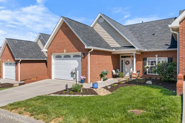 $349,900 | 1669 Wisteria View Way, Knoxville, TN 37914