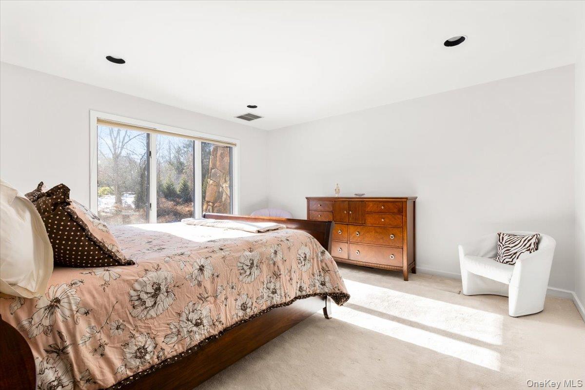 29 Captain Theale Road Bedford, NY 10506 - Photo 18 of 38