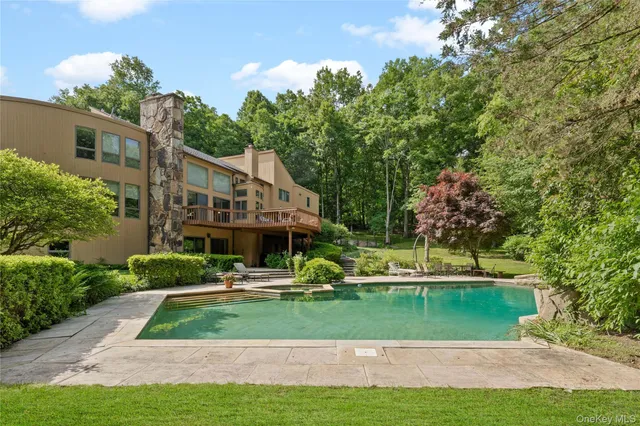 $2,250,000 | 29 Captain Theale Road, Bedford, NY 10506