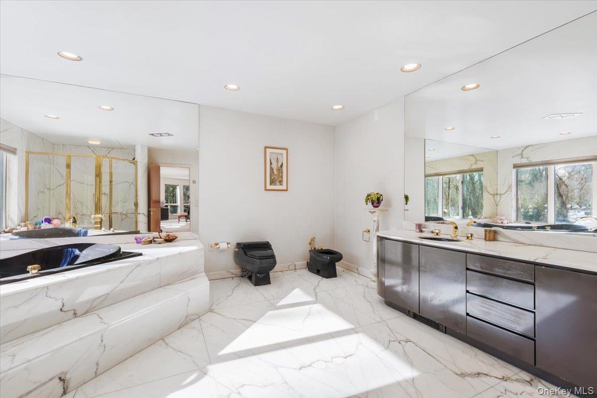 29 Captain Theale Road Bedford, NY 10506 - Photo 23 of 38