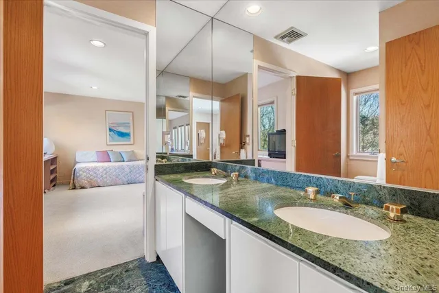 $2,250,000 | 29 Captain Theale Road, Bedford, NY 10506