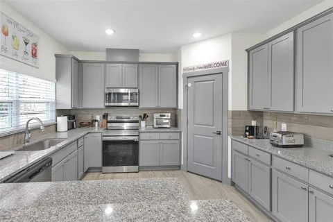 $697,000 | 3307 Mission Street, Fort Worth, TX 76109