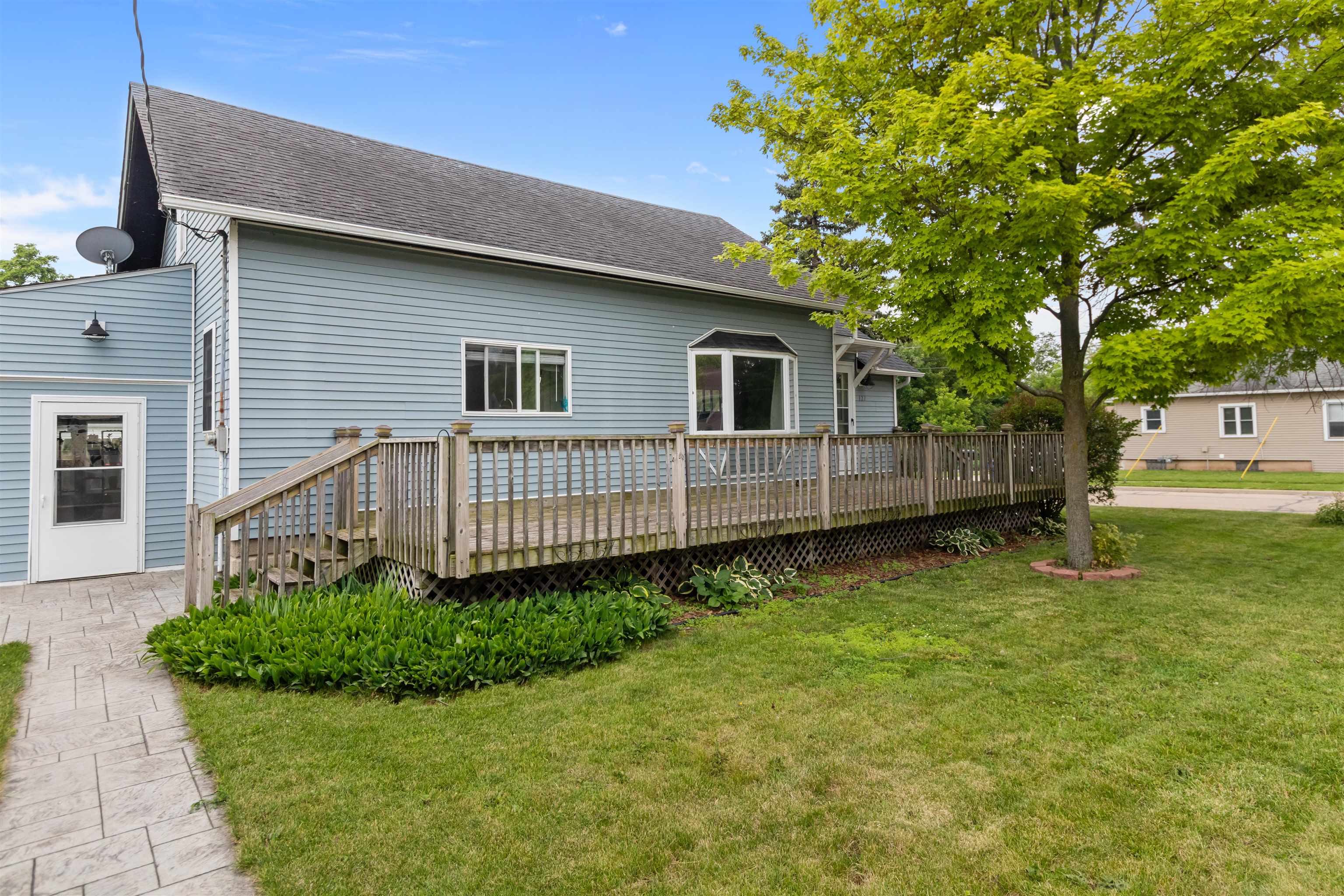 127 Madison Street Menasha, WI 54952 - Photo 27 of 48