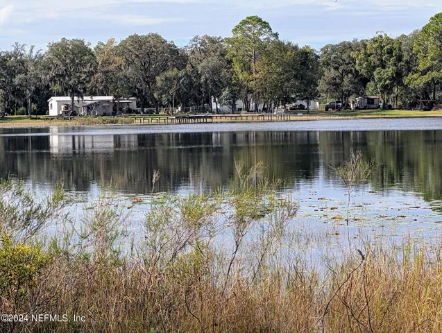 $89,000 | 133 Mullis Avenue, Interlachen, FL 32148