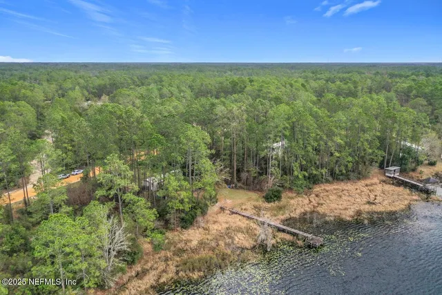 $89,000 | 133 Mullis Avenue, Interlachen, FL 32148