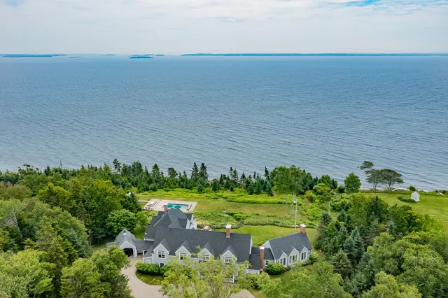 $6,750,000 | 866 Pendleton Point Road, Islesboro, ME 04848