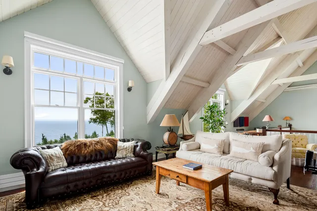 $6,750,000 | 866 Pendleton Point Road, Islesboro, ME 04848