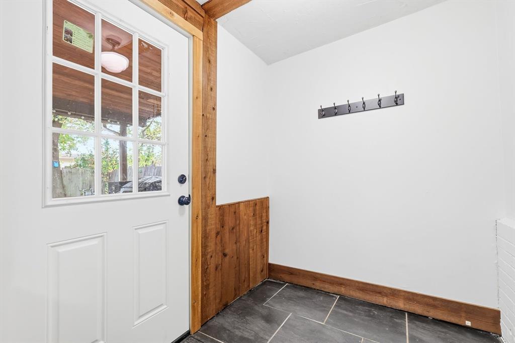 829 Inwood Drive McKinney, TX 75069 - Photo 29 of 40 Door to backyard