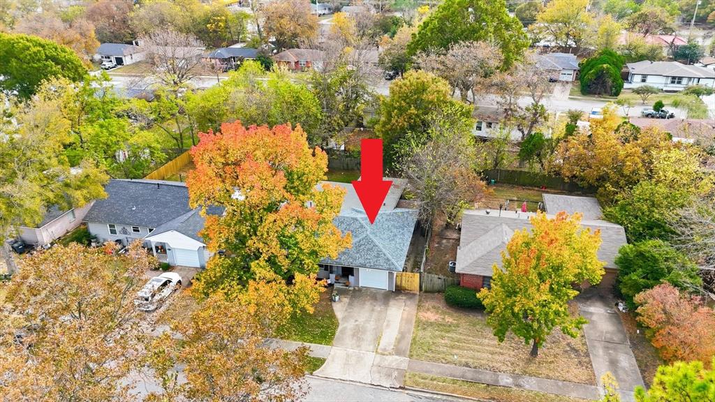 829 Inwood Drive McKinney, TX 75069 - Photo 38 of 40 Aerial view from the front