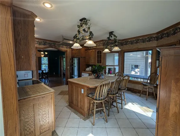 $515,000 | 1900 Yates Avenue, Horton, KS 66439