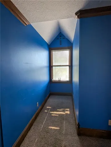 $585,000 | 1900 Yates Avenue, Horton, KS 66439