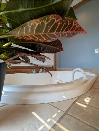 $515,000 | 1900 Yates Avenue, Horton, KS 66439