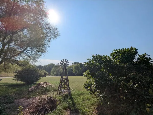 $515,000 | 1900 Yates Avenue, Horton, KS 66439