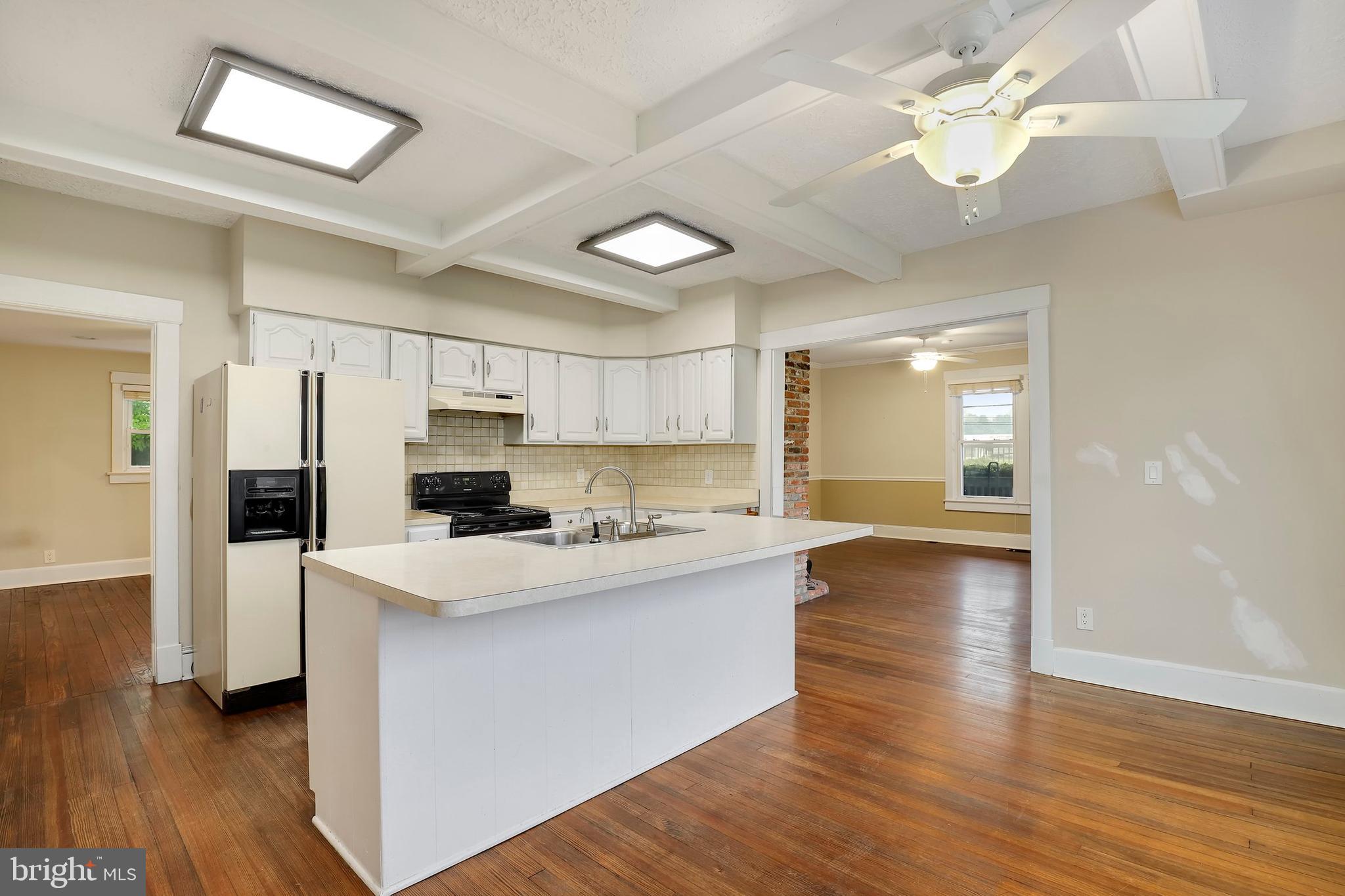 23320 Ridge Road Germantown, MD 20876 - Photo 14 of 58 Gallery Image 14