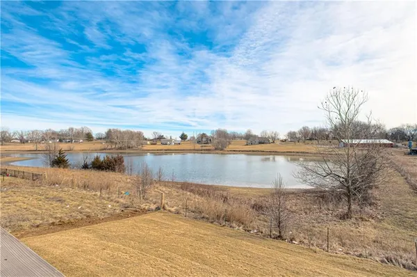 $649,900 | 1027 Fir Lane, Liberty, MO 64068