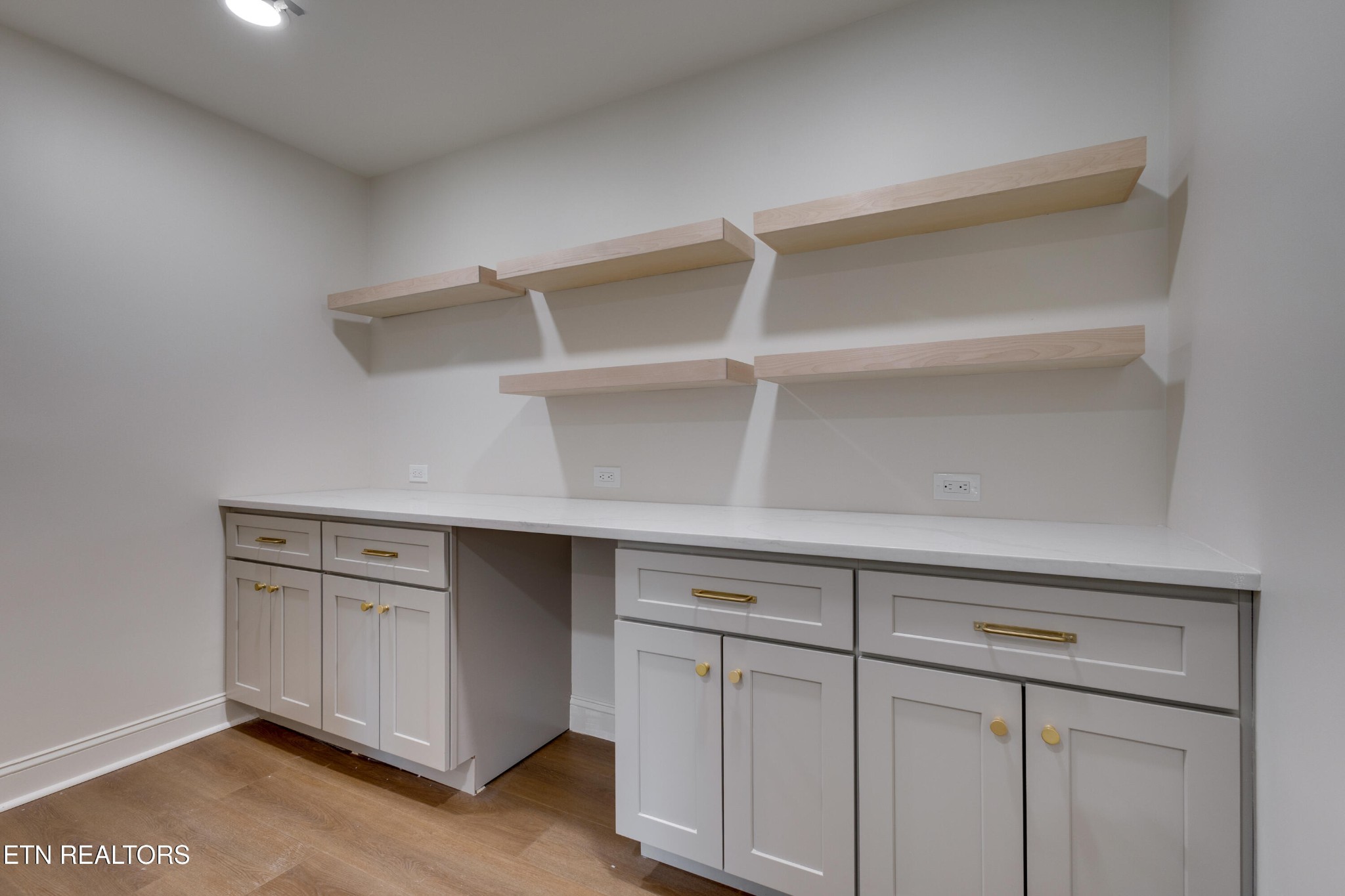 838 Whitehall Road Knoxville, TN 37909 - Photo 17 of 50