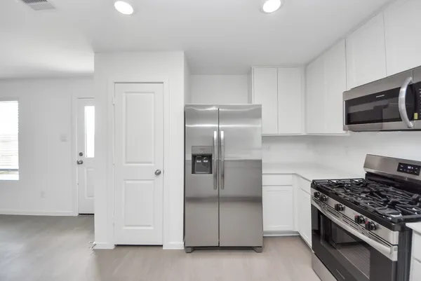 $289,000 | 1134 Blue Stone Drive, Beasley, TX 77417