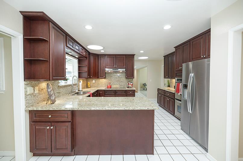 302 Leveland Lane Modesto, CA 95350 - Photo 11 of 39