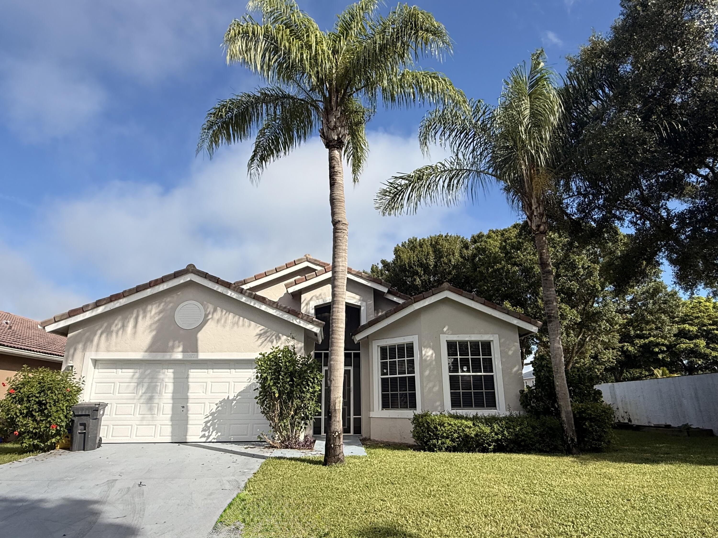 12077 Sunset Point Circle Wellington, FL 33414 - Photo 1 of 16 IMG_5417