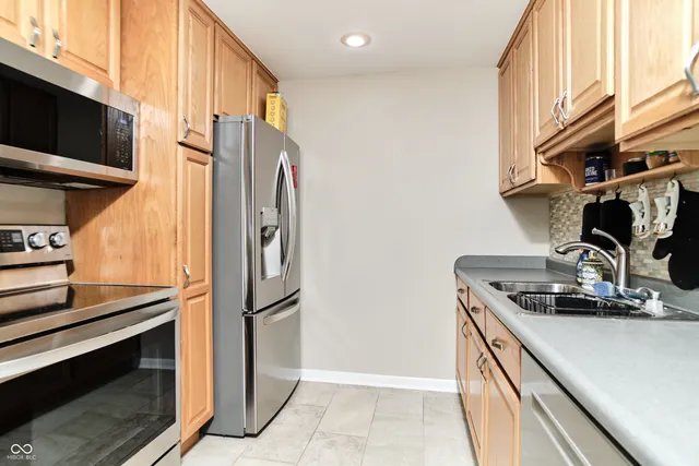 $324,900 | 7353 Grandview Drive, Indianapolis, IN 46260