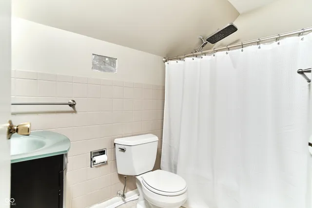 $324,900 | 7353 Grandview Drive, Indianapolis, IN 46260