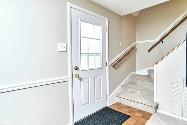 $324,900 | 7353 Grandview Drive, Indianapolis, IN 46260