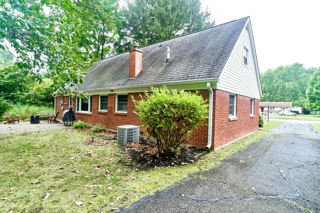 $324,900 | 7353 Grandview Drive, Indianapolis, IN 46260