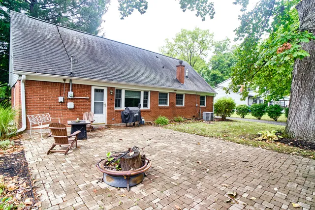 $324,900 | 7353 Grandview Drive, Indianapolis, IN 46260