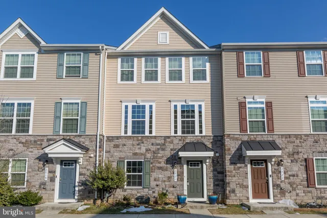 $429,000 | 2721 Wheatland Station Way, Fredericksburg, VA 22408