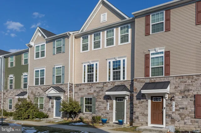 $429,000 | 2721 Wheatland Station Way, Fredericksburg, VA 22408