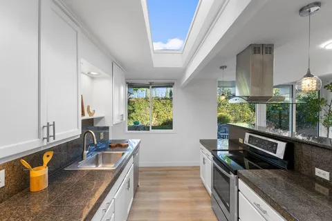 $2,398,000 | 1484 Kingfisher Way, Sunnyvale, CA 94087