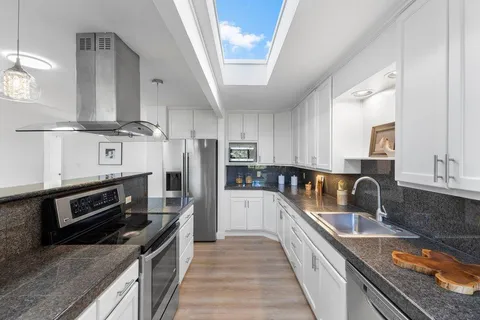 $2,398,000 | 1484 Kingfisher Way, Sunnyvale, CA 94087