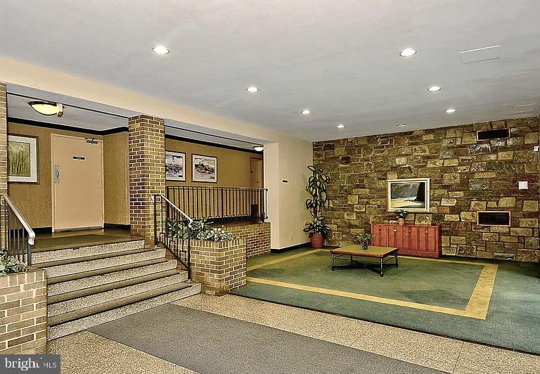 8601 Manchester Road, Unit 517 Silver Spring, MD 20901 - Photo 3 of 11