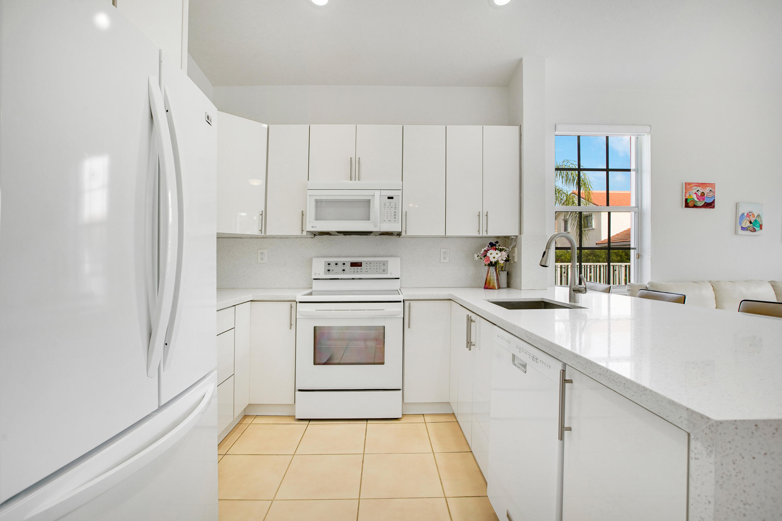 18803 Southwest 26th Street Miramar, FL 33029 - Photo 11 of 25 11