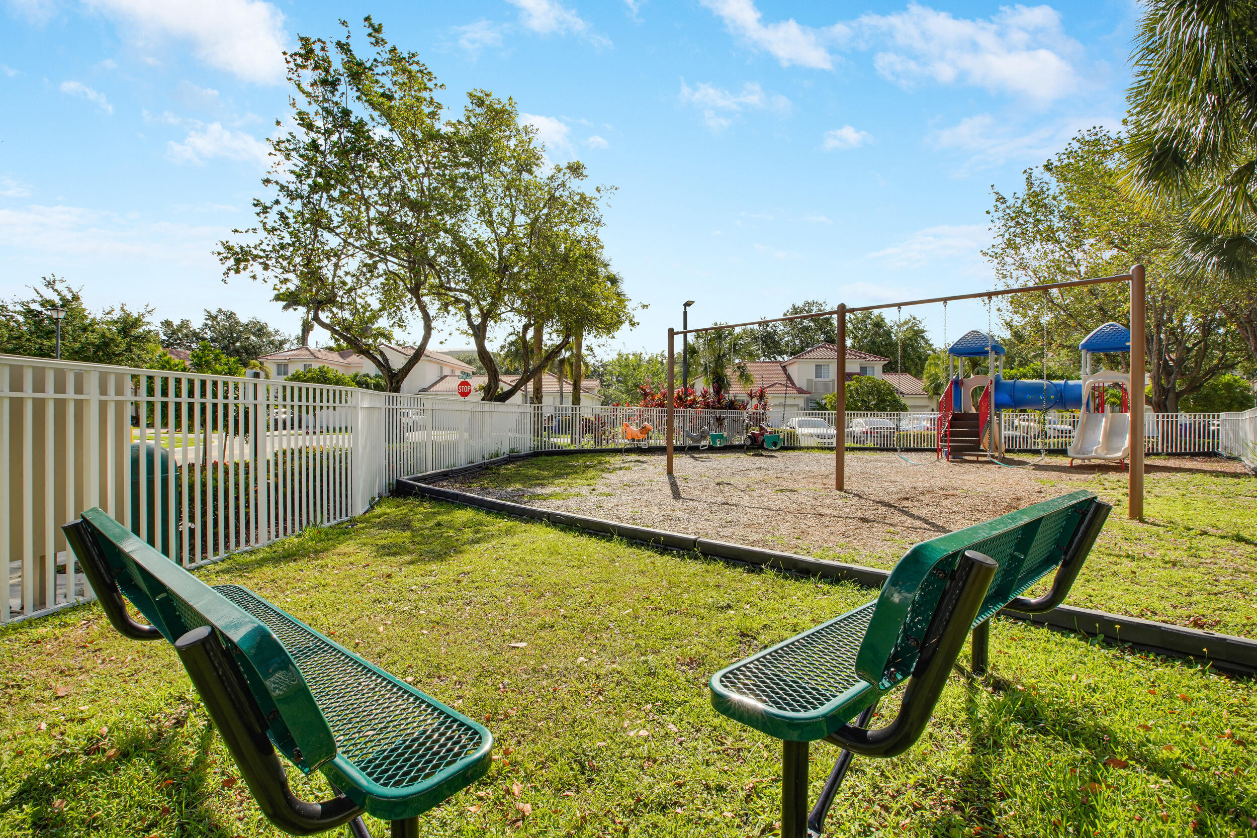 18803 Southwest 26th Street Miramar, FL 33029 - Photo 20 of 25 20