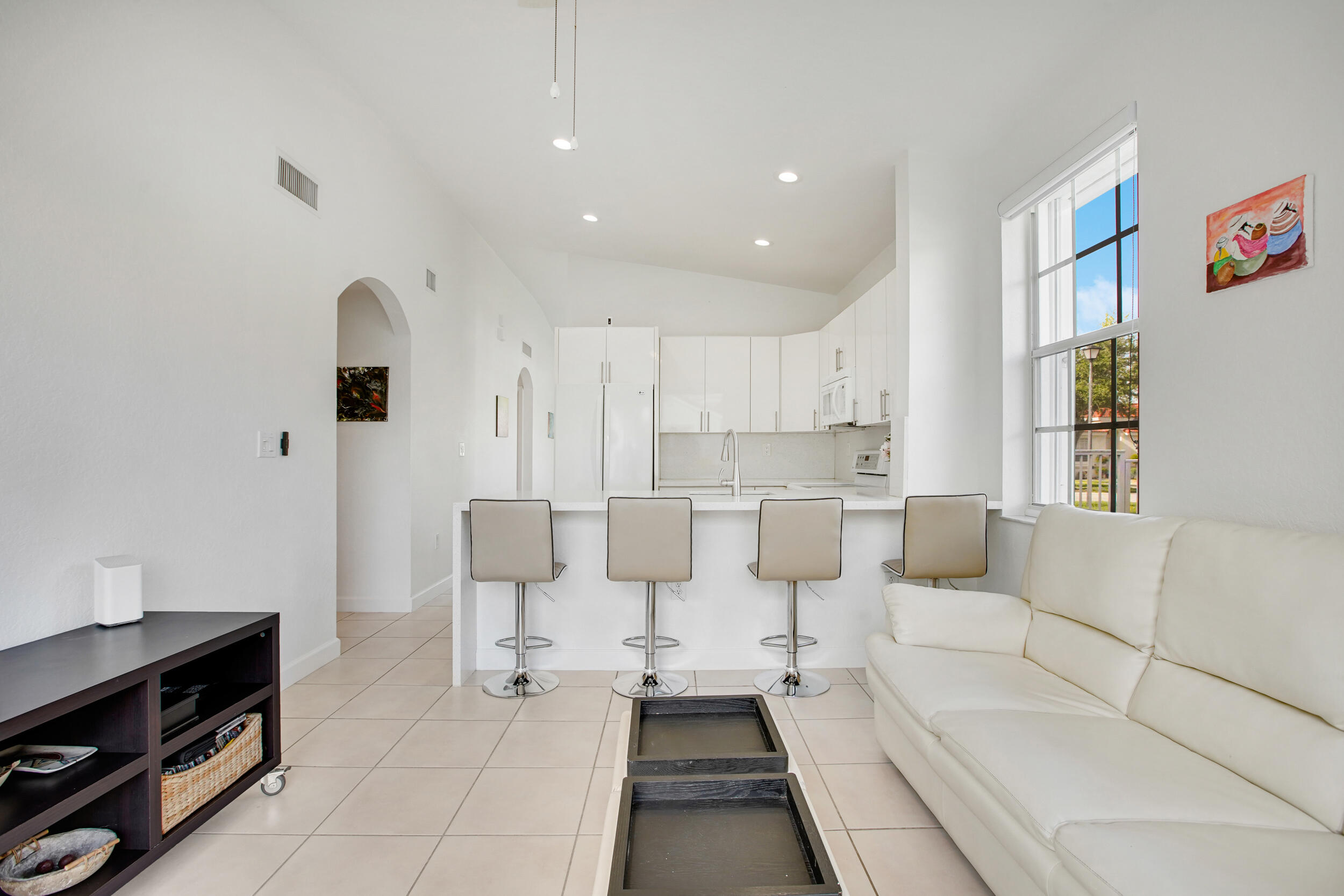 18803 Southwest 26th Street Miramar, FL 33029 - Photo 8 of 25 08