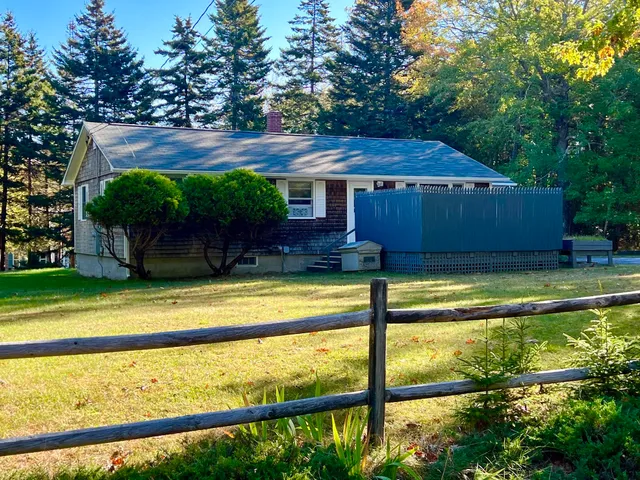 $479,000 | 17 Freeman Ridge Road, Southwest Harbor, ME 04679