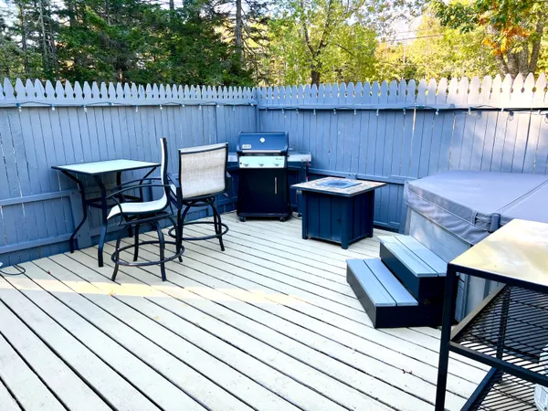 $479,000 | 17 Freeman Ridge Road, Southwest Harbor, ME 04679