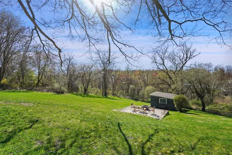 $785,000 | 217 Lafayette Avenue, Cortlandt Manor, NY 10567