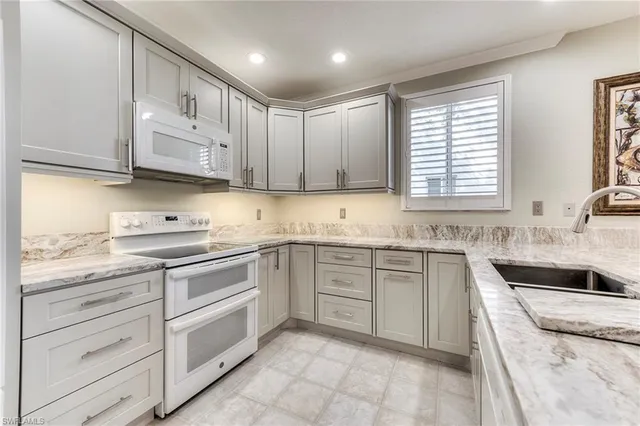 $325,000 | 8471 Southbridge Drive, Unit 1, Estero, FL 33967