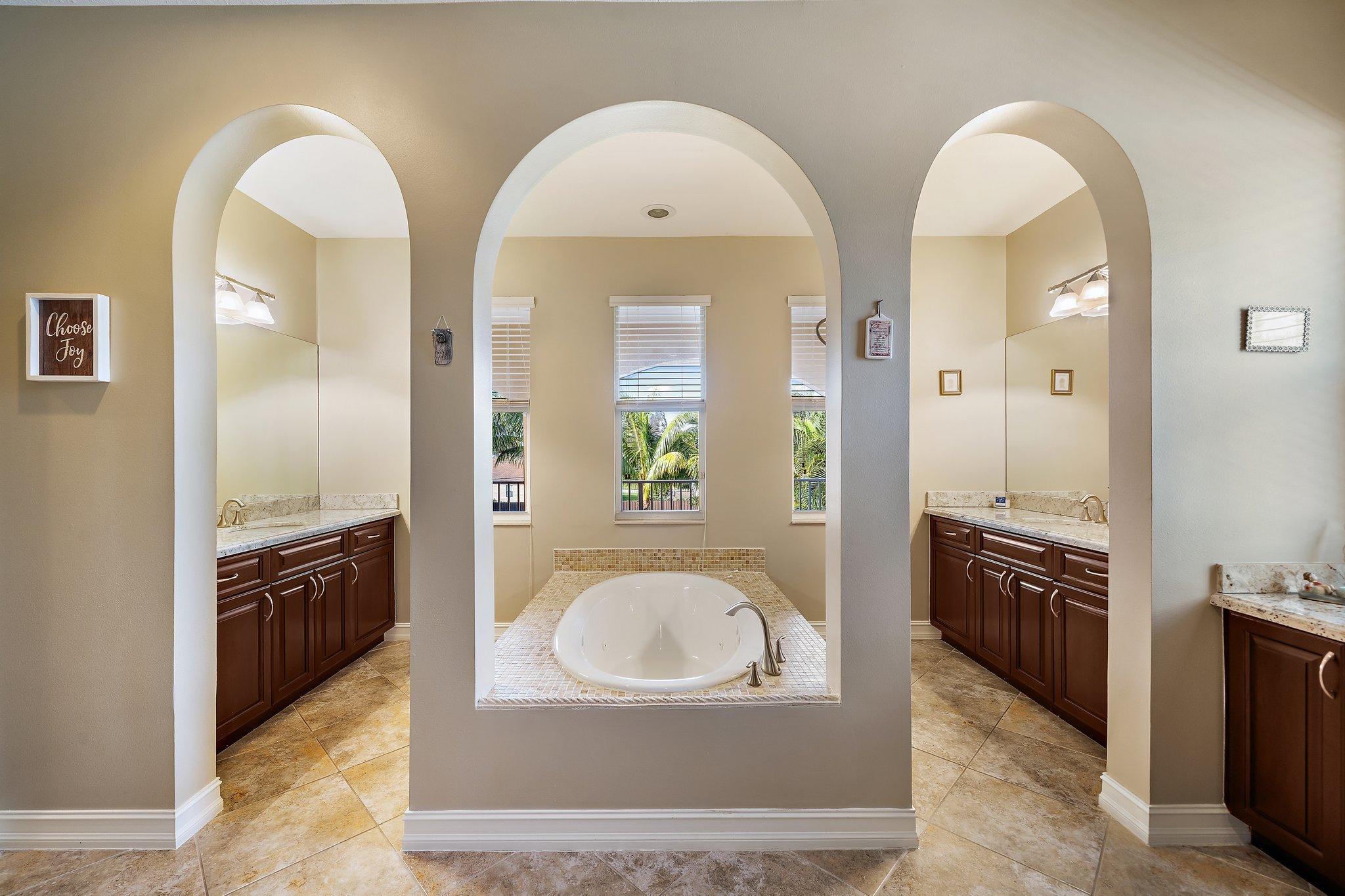 5465 3rd Road, Unit A Lake Worth, FL 33467 - Photo 41 of 69 046-5465ThirdRd-LakeWorth-FL-SMALL