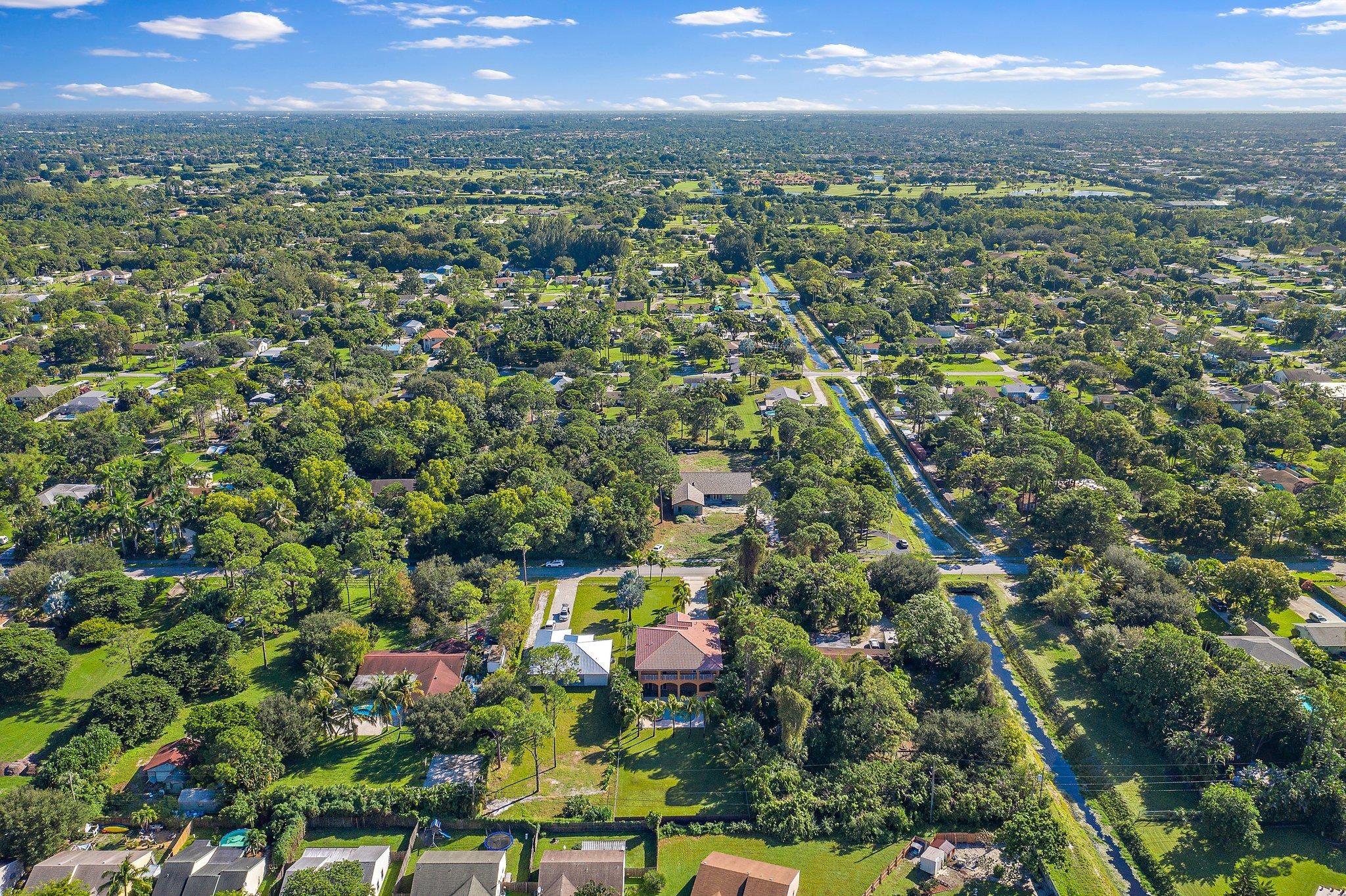 5465 3rd Road, Unit A Lake Worth, FL 33467 - Photo 6 of 69 069-5465ThirdRd-LakeWorth-FL-SMALL