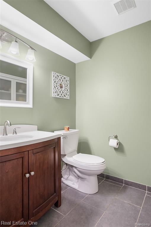 751 Eastbridge Court Rochester Hills, MI 48307 - Photo 5 of 48
