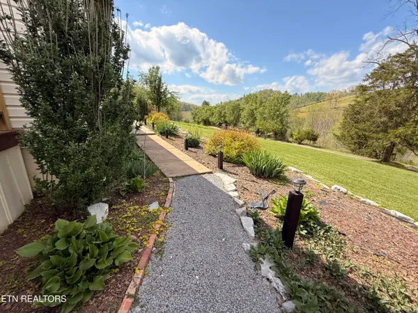 $250,000 | 4936 Hurricane Road, Jonesville, VA 24263